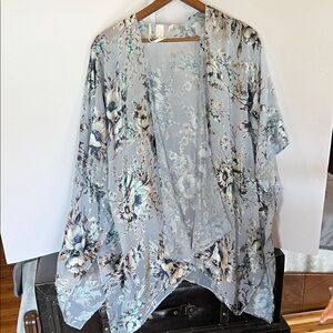 LC Lauren Conrad Light Blue Floral Sheer Kimono